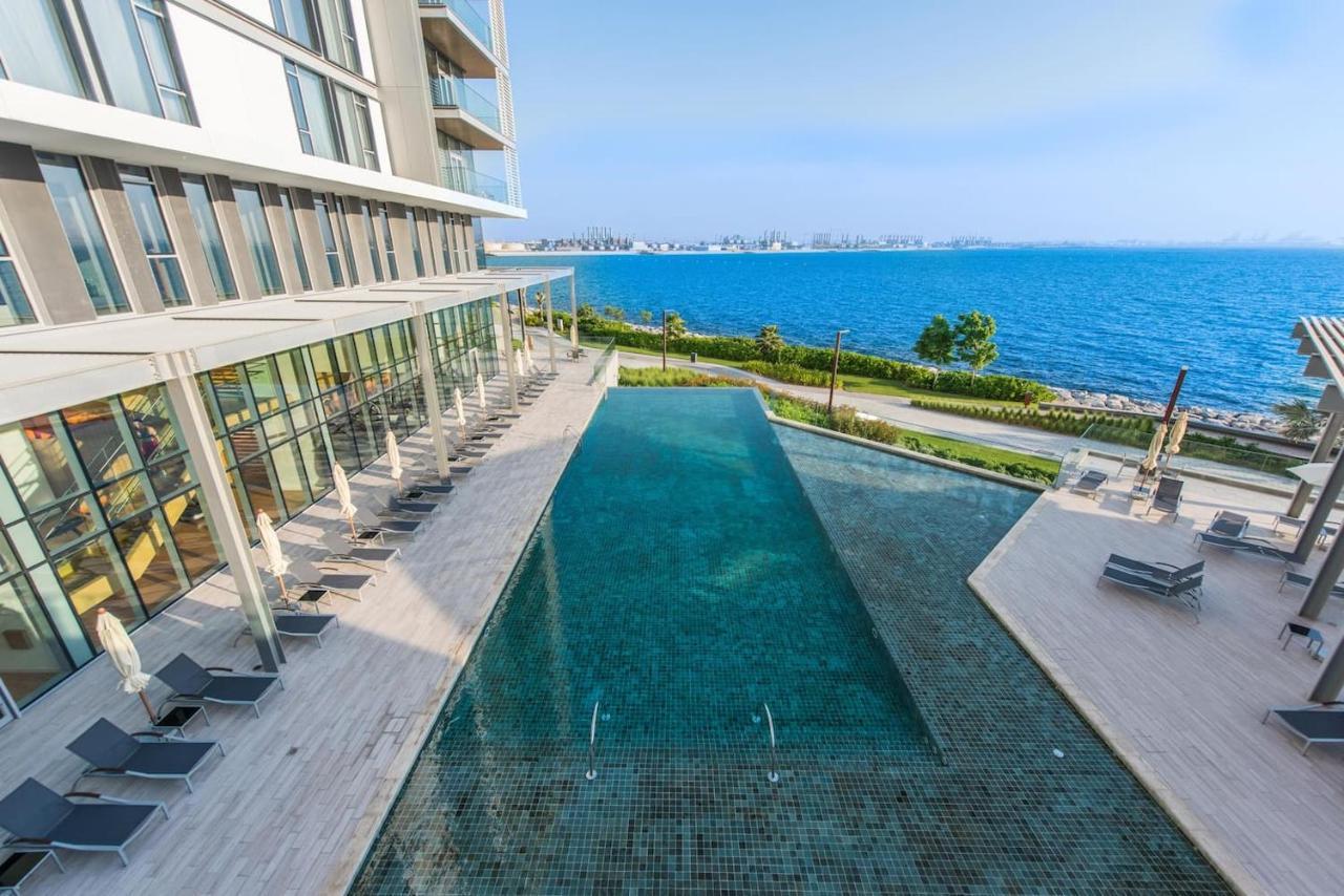 Luxury 2 Bedroom Beachfront Apt W Stunning Sea View ดูไบ ภายนอก รูปภาพ